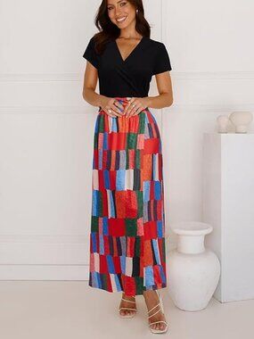 NEWSHOWS Two Tone Pattern V-Neck Maxi Dress in Colorful Black